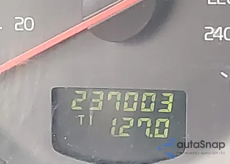 2005 Volvo V70 2.4 из США, поврежденный, VIN YV1SW612852477257